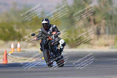 media/Nov-06-2023-Moto Forza (Mon) [[ce023d0744]]/4-Beginner Group/Session 4 (Turns 2 and 1 Exit)/